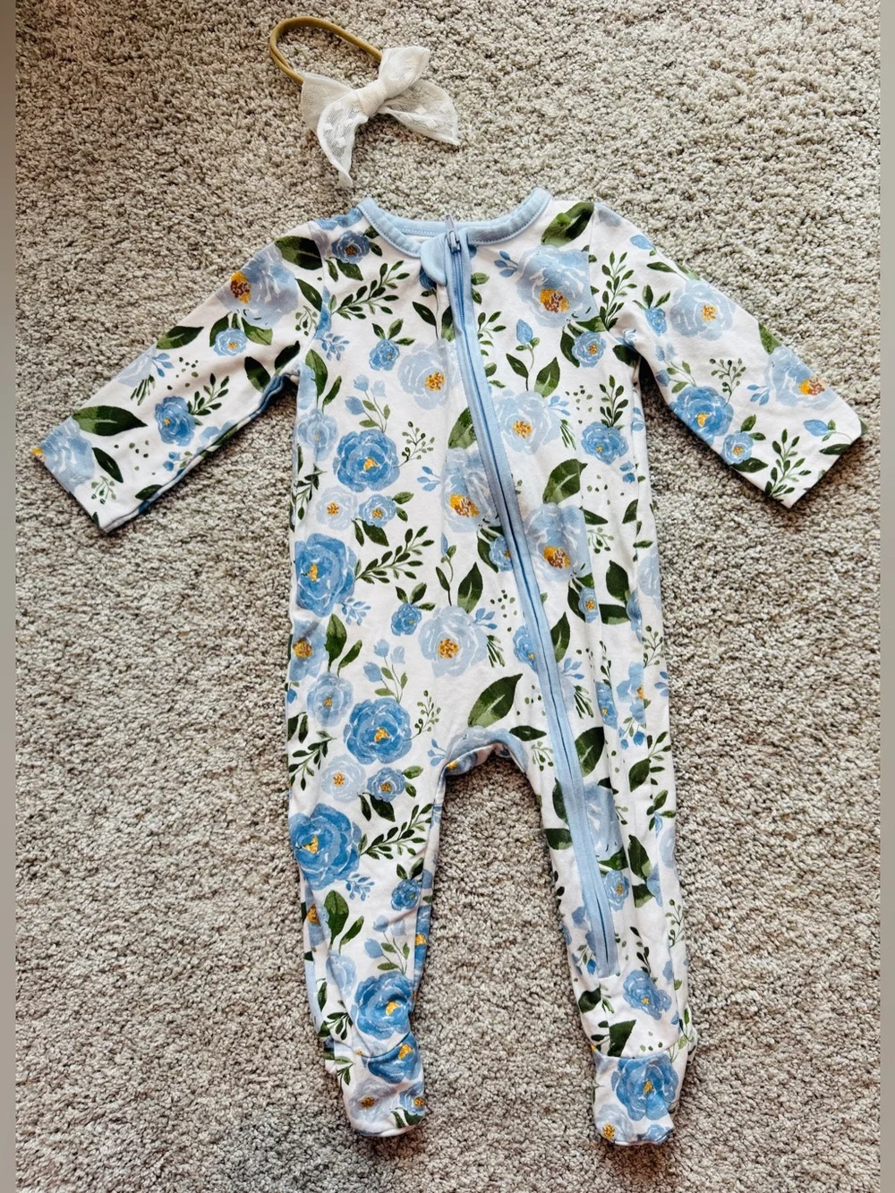 Mud Pie Baby girl floral zippered footie pajamas with headband size 3M - 6M.